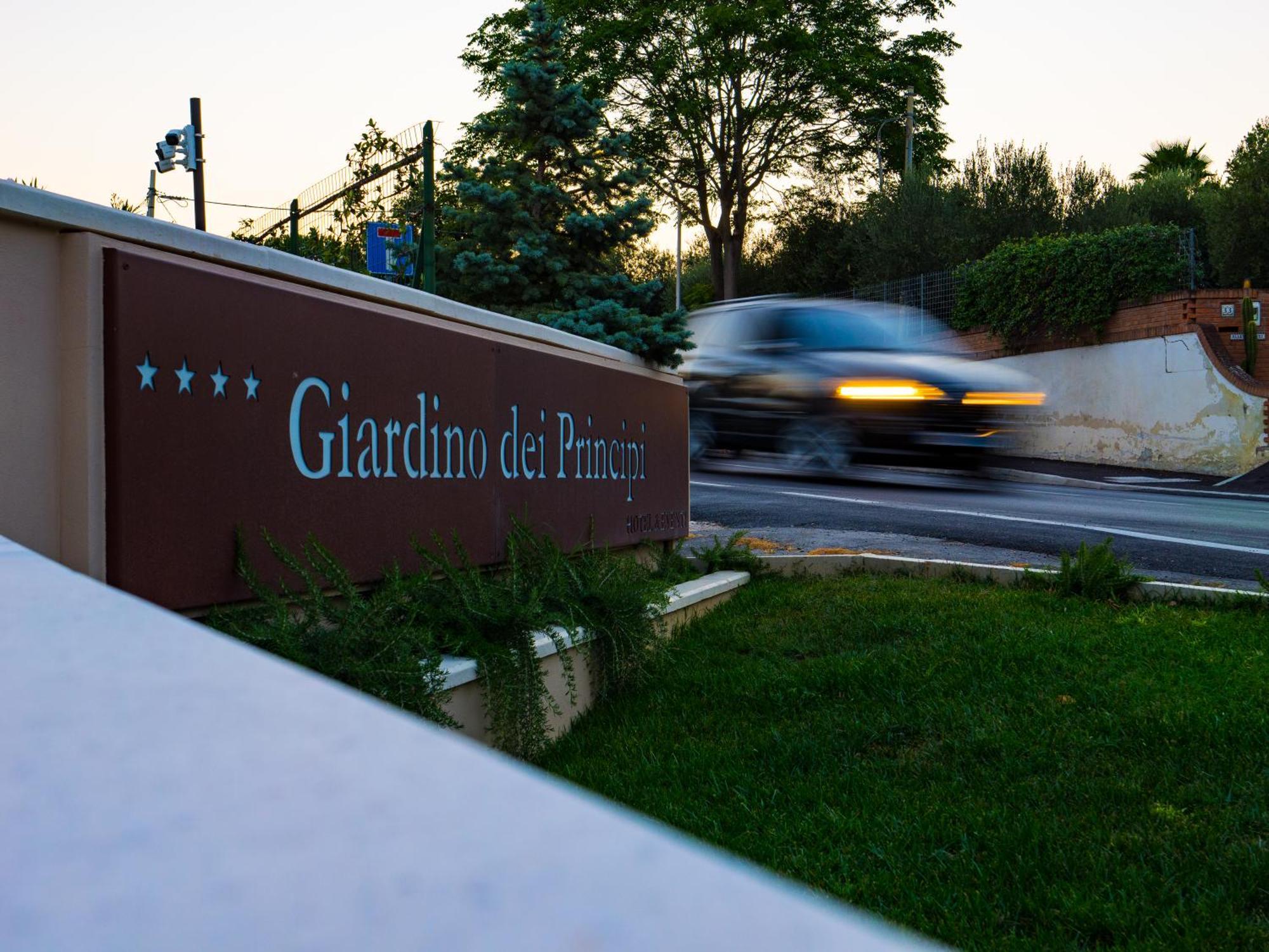 Hotel Giardino Dei Principi D'Abruzzo Citta Sant'Angelo Exteriér fotografie